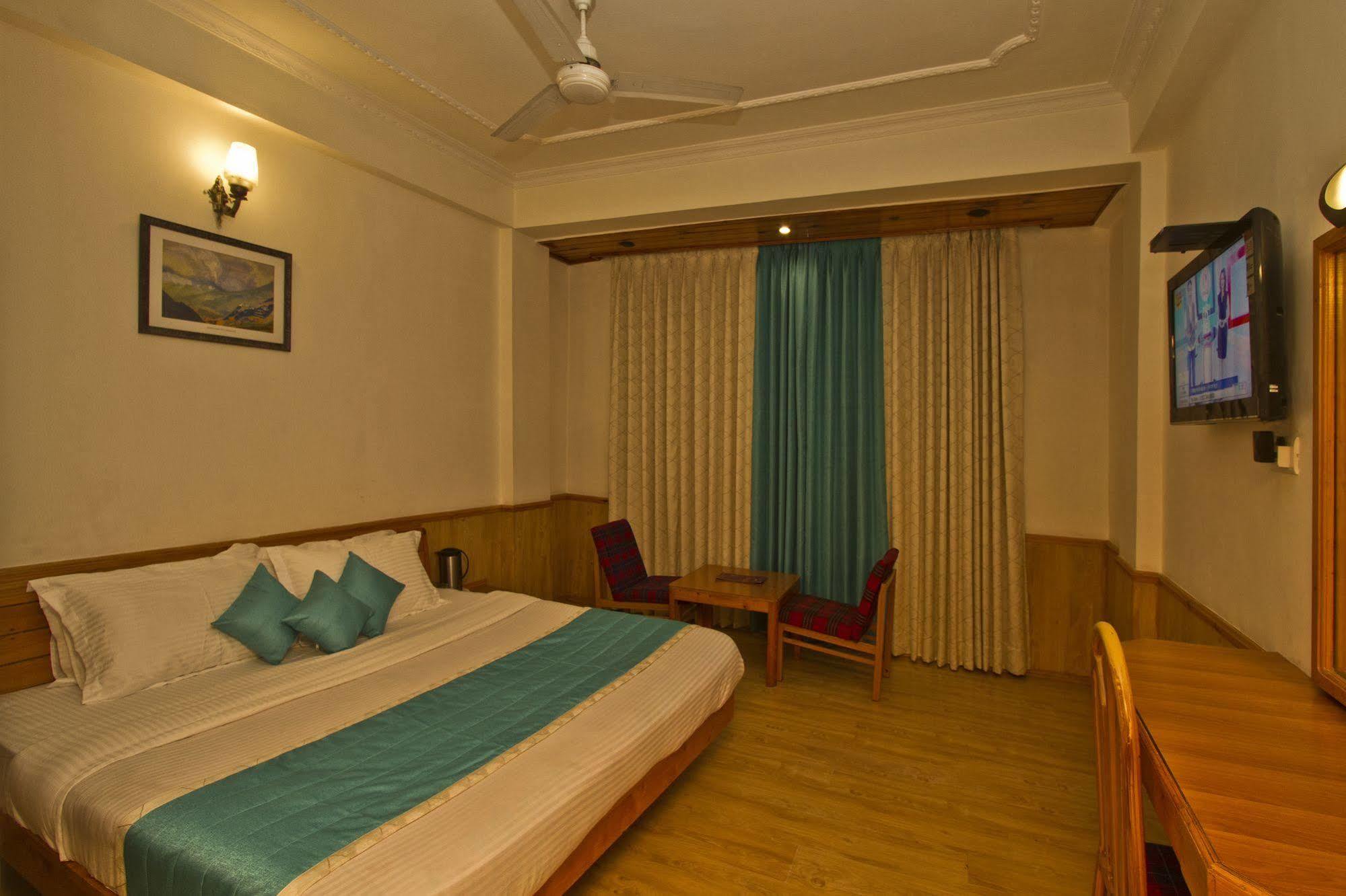 Hotel Snow View Manali Exterior photo