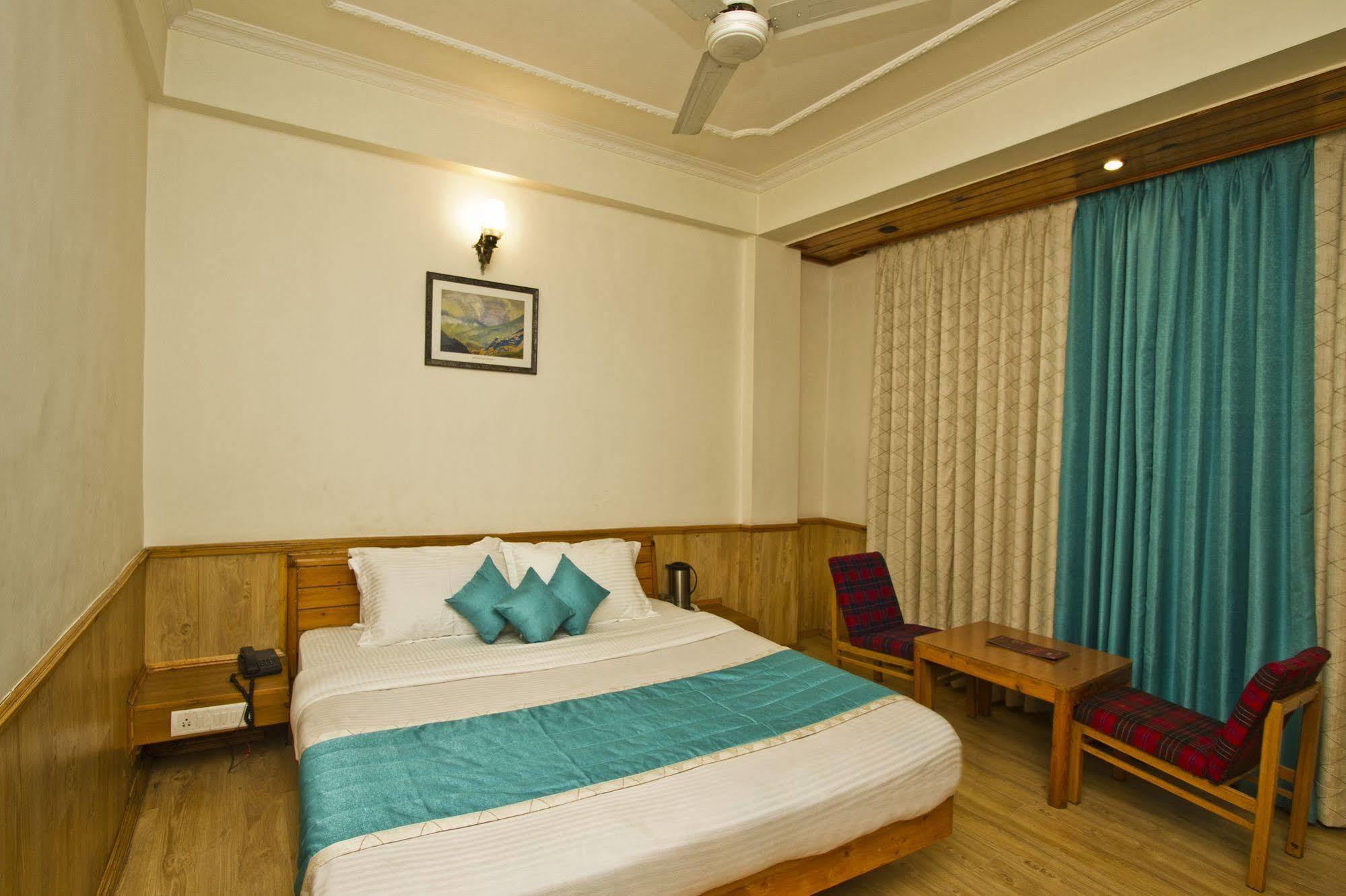 Hotel Snow View Manali Exterior photo